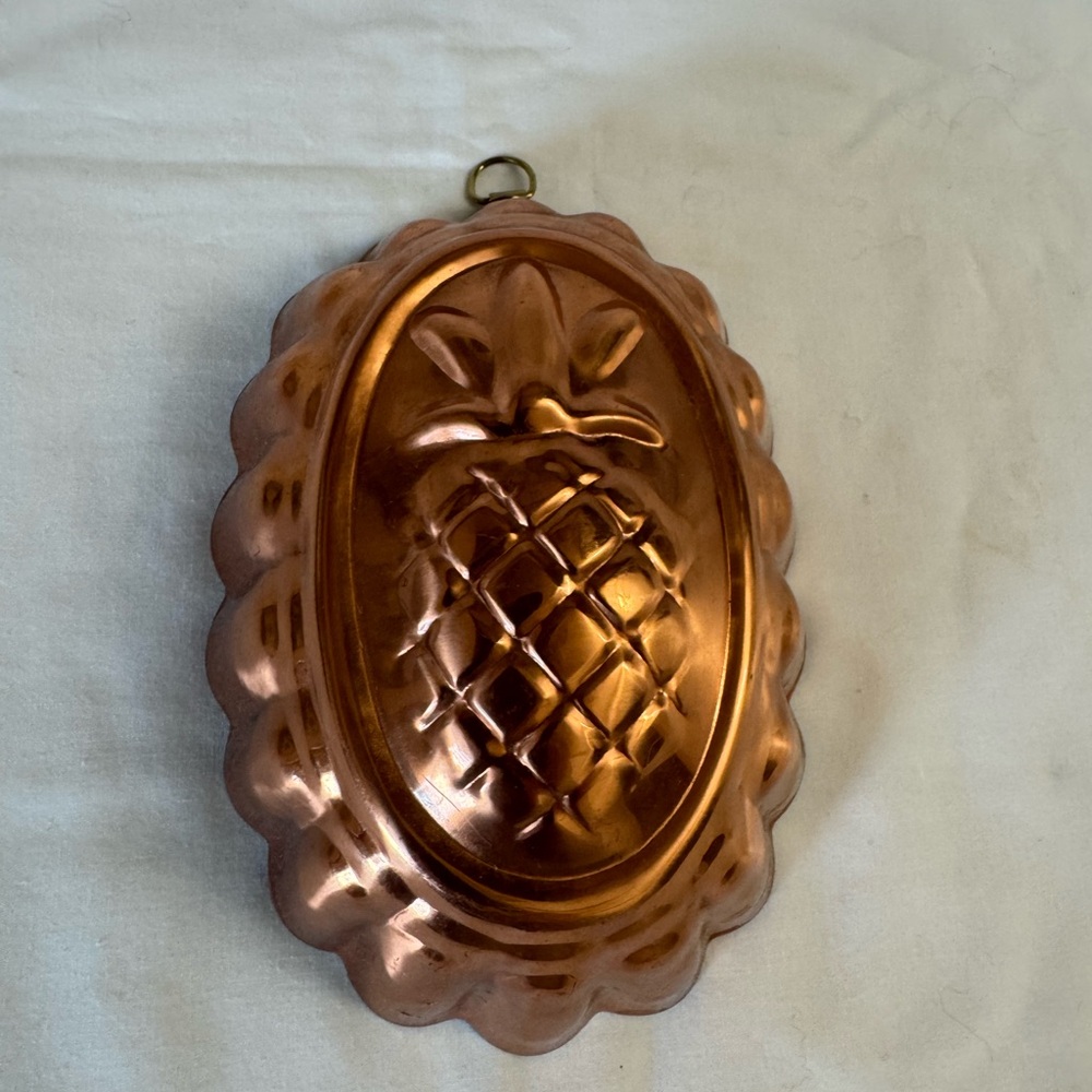 Tagus Copper Pineapple Mold